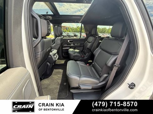 Used 2026 Ford Expedition Platinum w/ Stealth Performance Package AWD/4WD image 25