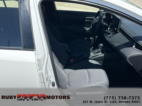 Used 2022 Toyota Corolla LE w/ Carpet Mat Package (TMS) FWD image 27