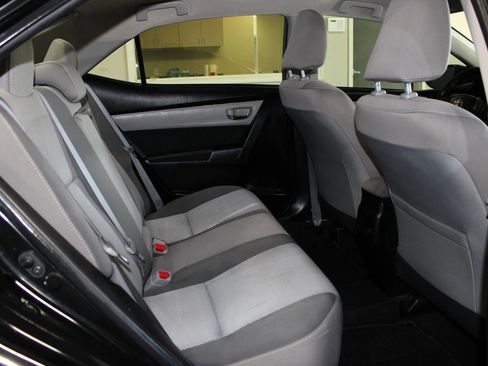 Used 2019 Toyota Corolla LE FWD image 26