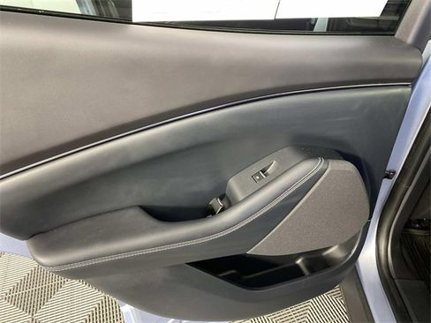 Used 2022 Ford Mustang Mach-E Select image 27