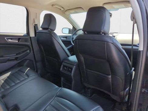 Used 2024 Ford Edge SEL image 19