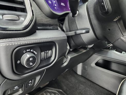Used 2023 RAM 1500 Limited AWD/4WD image 44