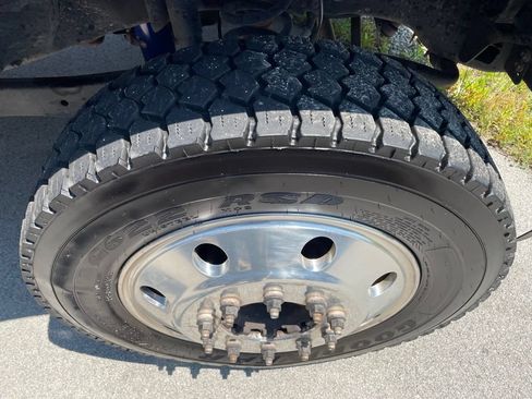 Used 2022 Ford F450 Limited w/ FX4 Off-Road Package AWD/4WD image 33