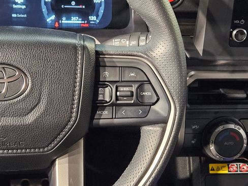 Certified 2025 Toyota 4Runner TRD Sport AWD/4WD image 28
