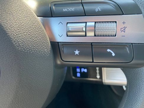 Used 2025 Hyundai Sonata SEL FWD image 18