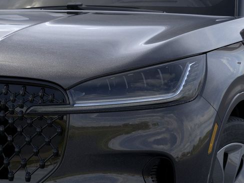 New 2026 Lincoln Aviator AWD w/ Jet Appearance Package image 41