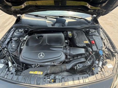 Used 2015 Mercedes-Benz GLA 250 4MATIC image 31