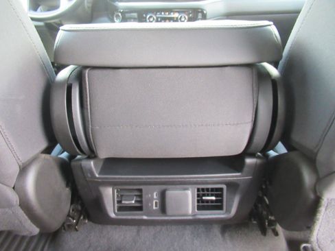 Used 2025 Chevrolet Silverado 2500 LT w/ Convenience Package AWD/4WD image 34