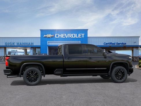 New 2026 Chevrolet Silverado 3500 High Country w/ Midnight Edition AWD/4WD image 6