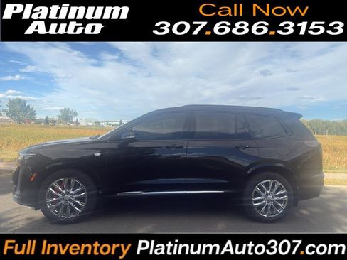 Used 2022 Cadillac XT6 Sport image 1