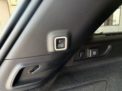 Used 2022 Jeep Grand Cherokee Summit AWD/4WD image 33