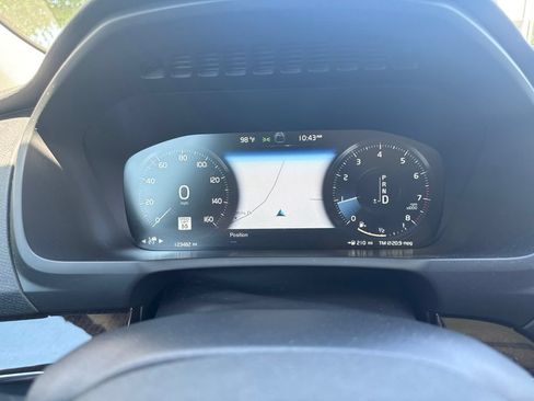 Used 2019 Volvo XC90 T5 Momentum w/ Multimedia Package AWD/4WD image 14