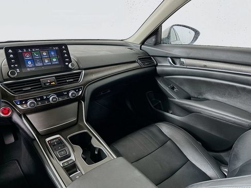 Used 2019 Honda Accord Touring image 20