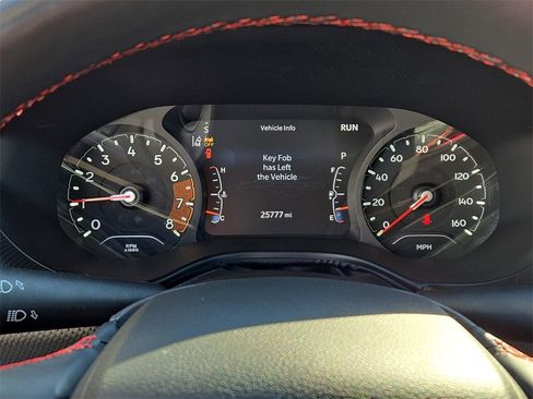 Used 2022 Jeep Compass Trailhawk w/ Trailhawk Convenience Group image 19