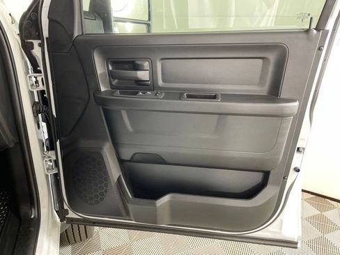 New 2024 RAM 5500 Tradesman w/ Chrome Appearance Group image 39