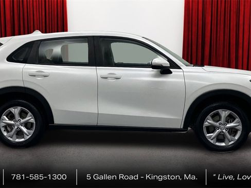 Used 2023 Honda HR-V LX image 4