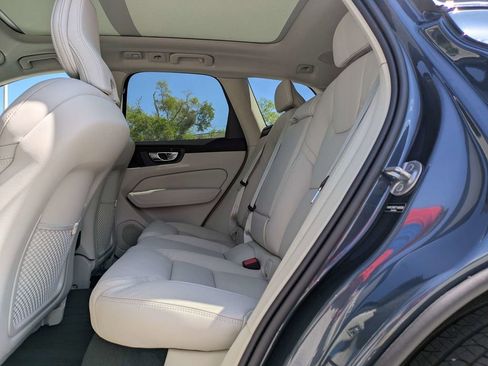 New 2026 Volvo XC60 B5 Ultra w/ Protection Package Premier AWD/4WD image 16