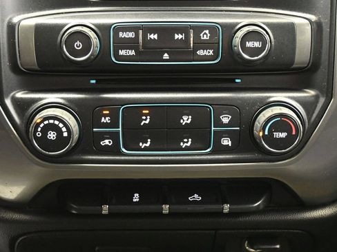 Used 2015 Chevrolet Silverado 1500 LT AWD/4WD image 19