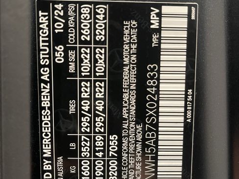 Used 2025 Mercedes-Benz G 63 AMG 4MATIC image 25