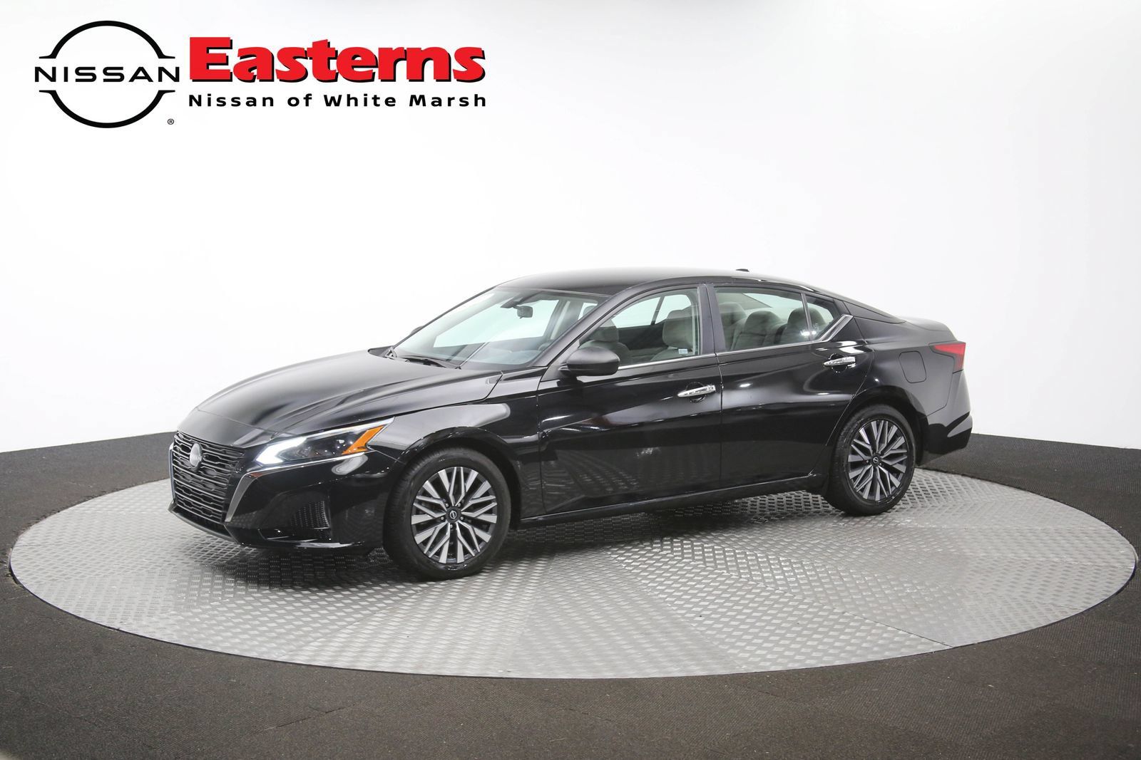 Used 2024 Nissan Altima 2.5 SV FWD image 55