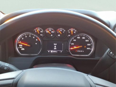 Used 2023 Chevrolet Silverado 1500 Custom image 11
