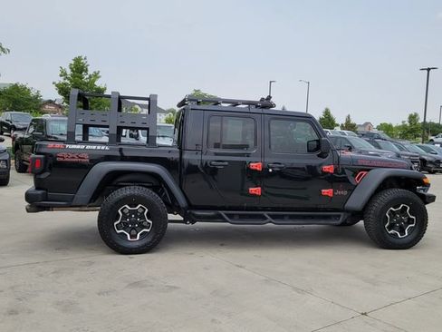 Used 2023 Jeep Gladiator Rubicon w/ Cold Weather Group AWD/4WD image 2