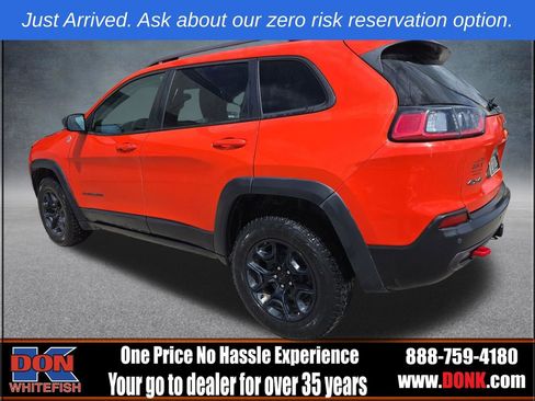 Used 2021 Jeep Cherokee Trailhawk w/ Trailer Tow Group AWD/4WD image 4