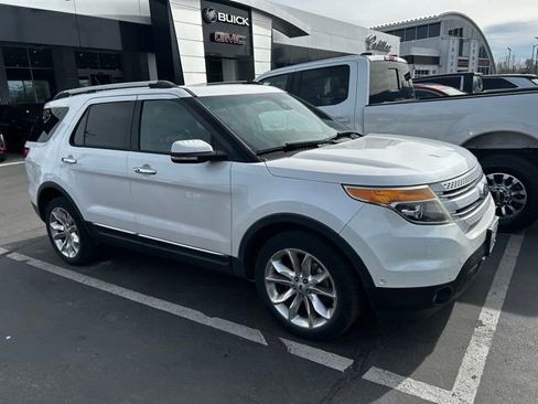 Used 2015 Ford Explorer Limited w/ Equipment Group 302A image 4