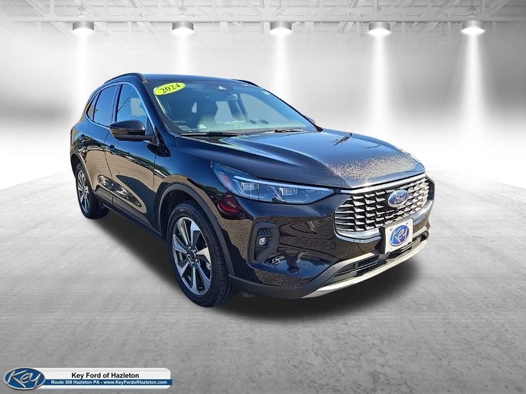 Used 2024 Ford Escape Platinum AWD/4WD image 1