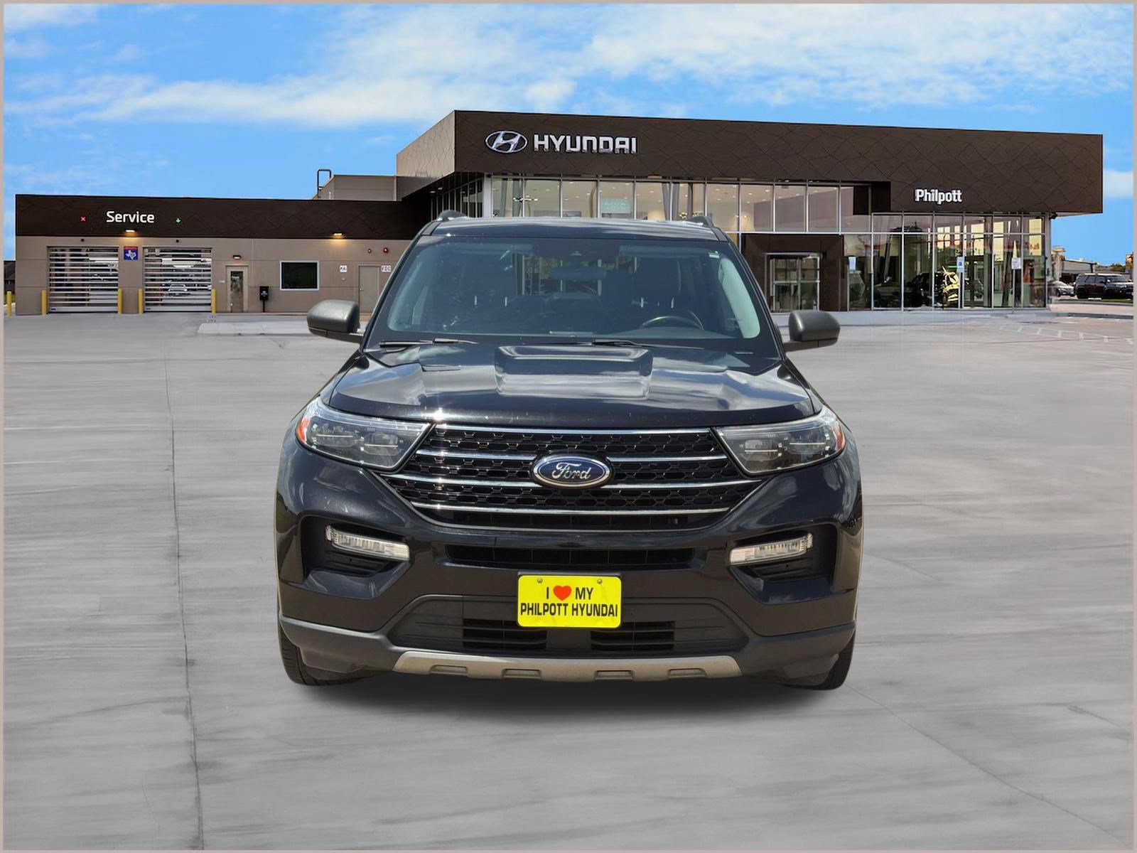 Used 2021 Ford Explorer XLT w/ Equipment Group 202A RWD image 6