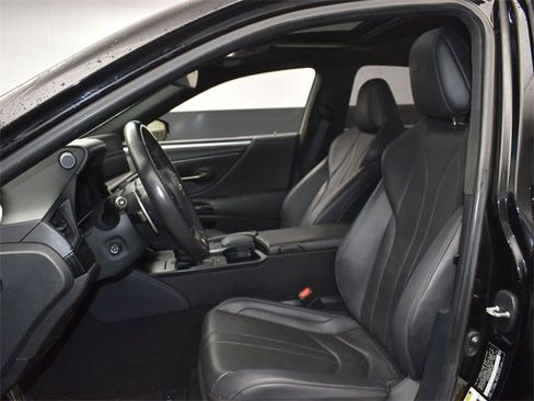 Used 2022 Lexus ES 350 F Sport image 9