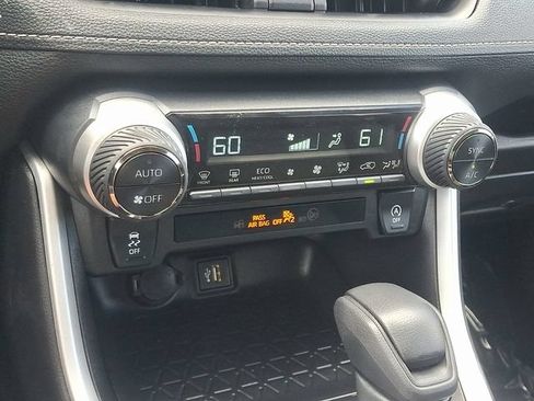 Certified 2024 Toyota RAV4 XLE AWD/4WD image 15