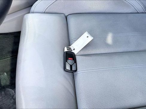 Used 2022 Audi Q5 2.0T Prestige w/ Prestige Package image 10