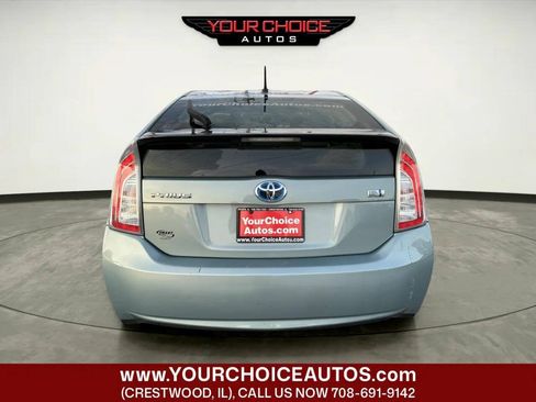 Used 2014 Toyota Prius Two FWD image 4