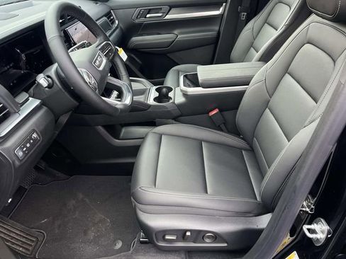 New 2026 GMC Terrain Elevation image 16