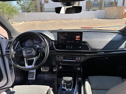 Used 2022 Audi SQ5 Premium image 22