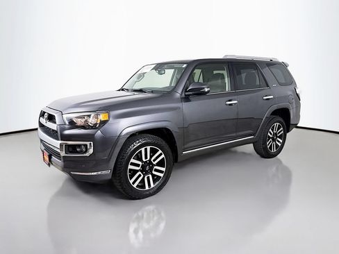 Certified 2019 Toyota 4Runner Limited AWD/4WD image 3