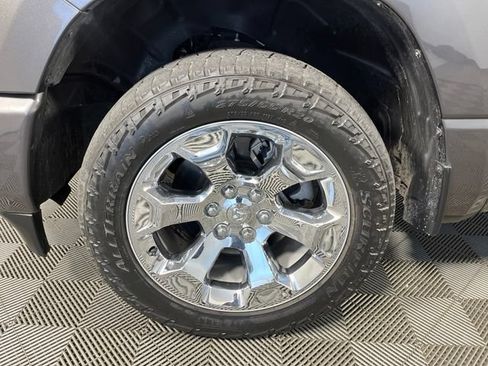 Used 2024 RAM 1500 Big Horn AWD/4WD image 10