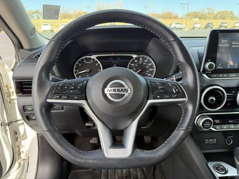Used 2021 Nissan Sentra SV image 18