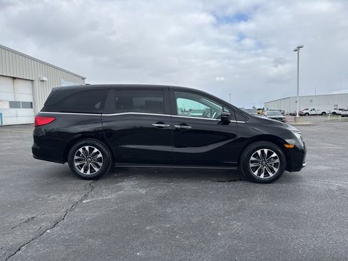 Certified 2024 Honda Odyssey EX-L image 9