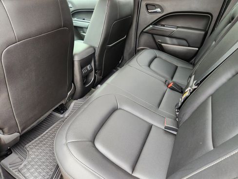 Used 2016 Chevrolet Colorado LT w/ Luxury Package, Chrome RWD image 37