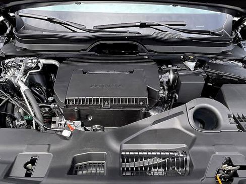 New 2025 Honda Pilot Touring image 16