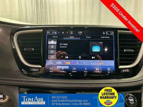 New 2026 Chrysler Pacifica Select image 15