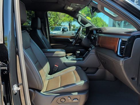 Used 2022 GMC Sierra 1500 Denali AWD/4WD image 37