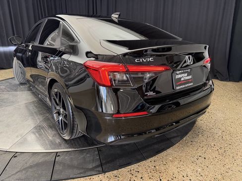 Used 2022 Honda Civic Sport image 6