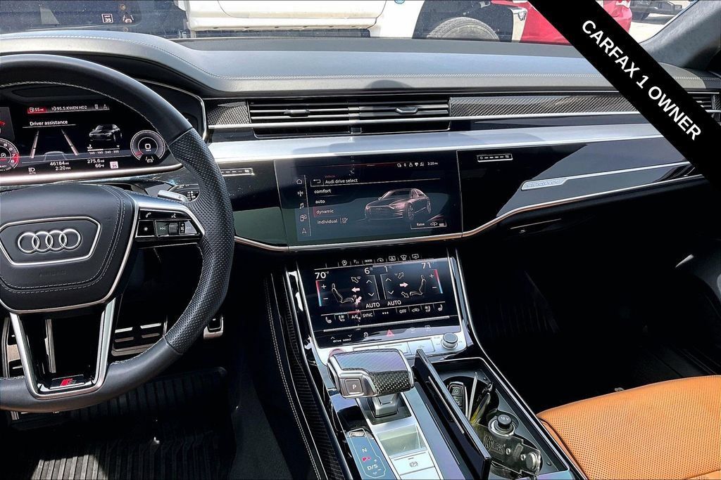 Used 2023 Audi S8 AWD/4WD image 9