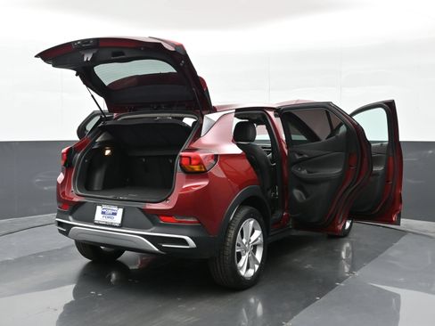 Used 2023 Buick Encore GX Preferred FWD image 36
