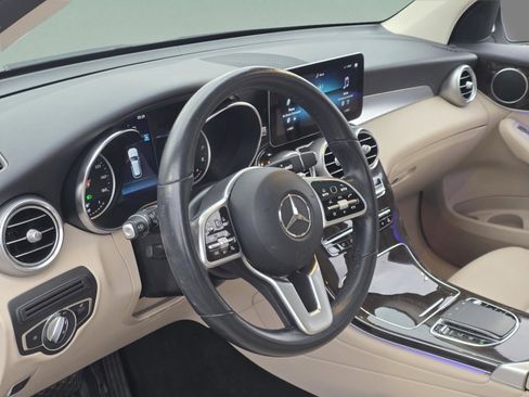 Used 2022 Mercedes-Benz GLC 300 GLC 300 image 11