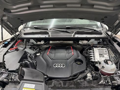 Used 2024 Audi SQ5 Premium Plus w/ Premium Plus Package image 32