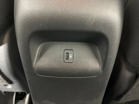 Used 2023 Nissan Sentra SV FWD image 43